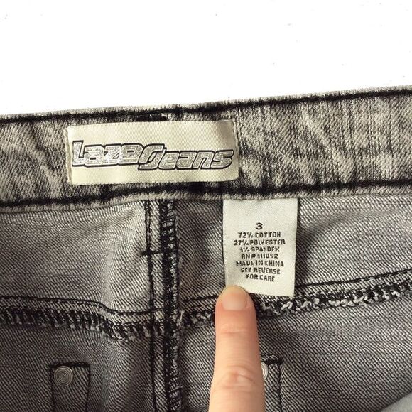 Lazer Jeans Acid Wash Raw Hem Skirt - Picture 5 of 6